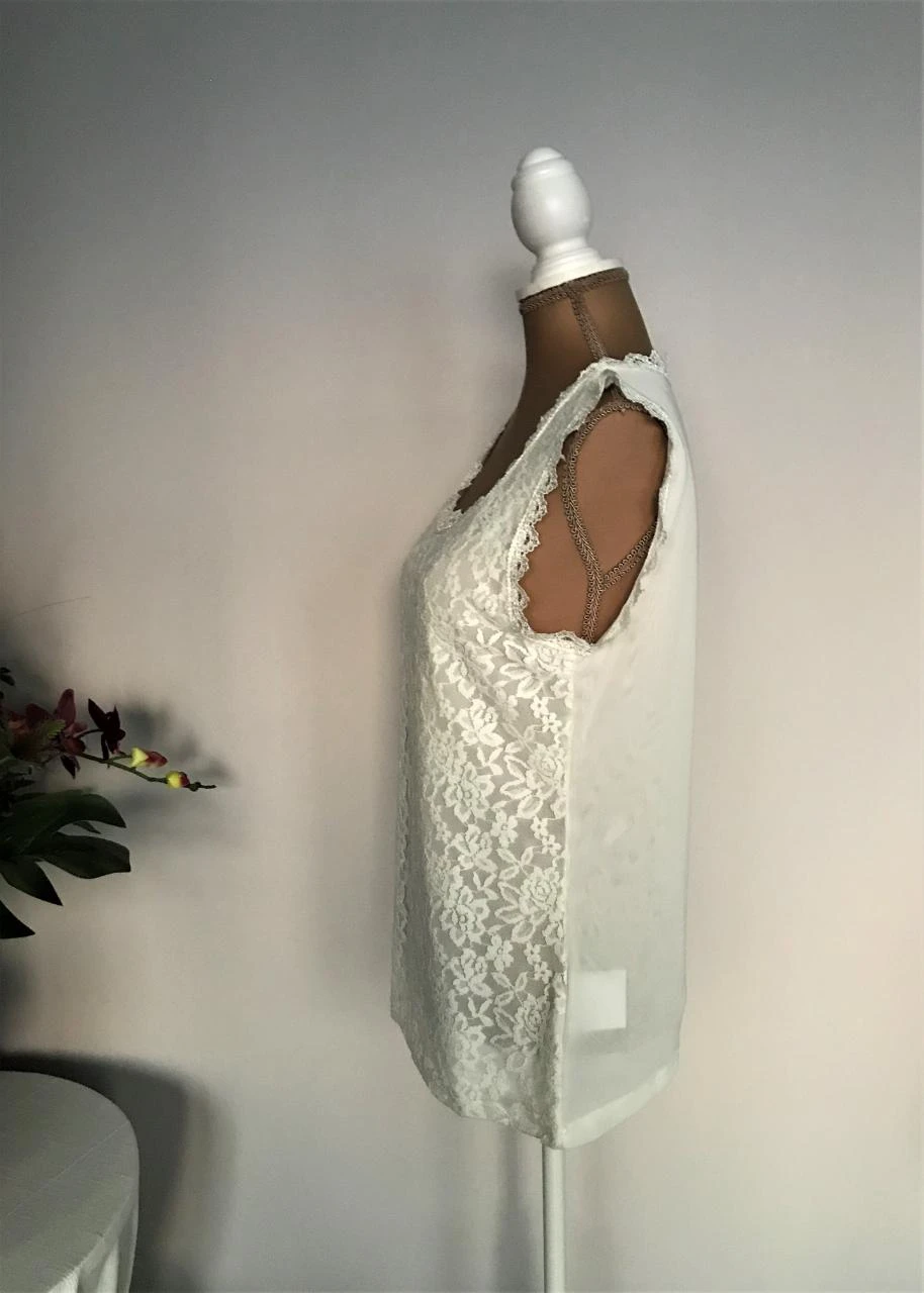 Bel & Bo Large blusa creme sem mangas. – photo 2